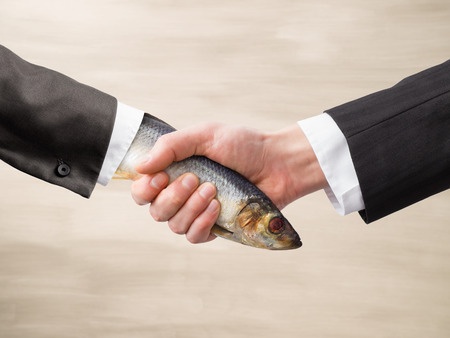 dead fish handshake